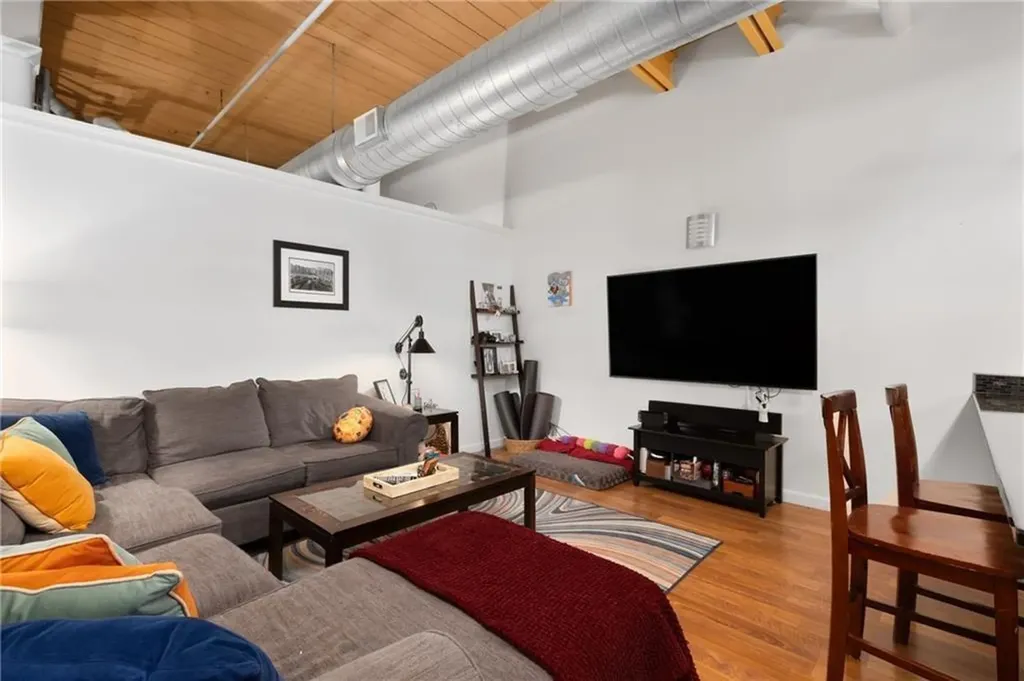 1117 Douglas Avenue North Providence RI 02904