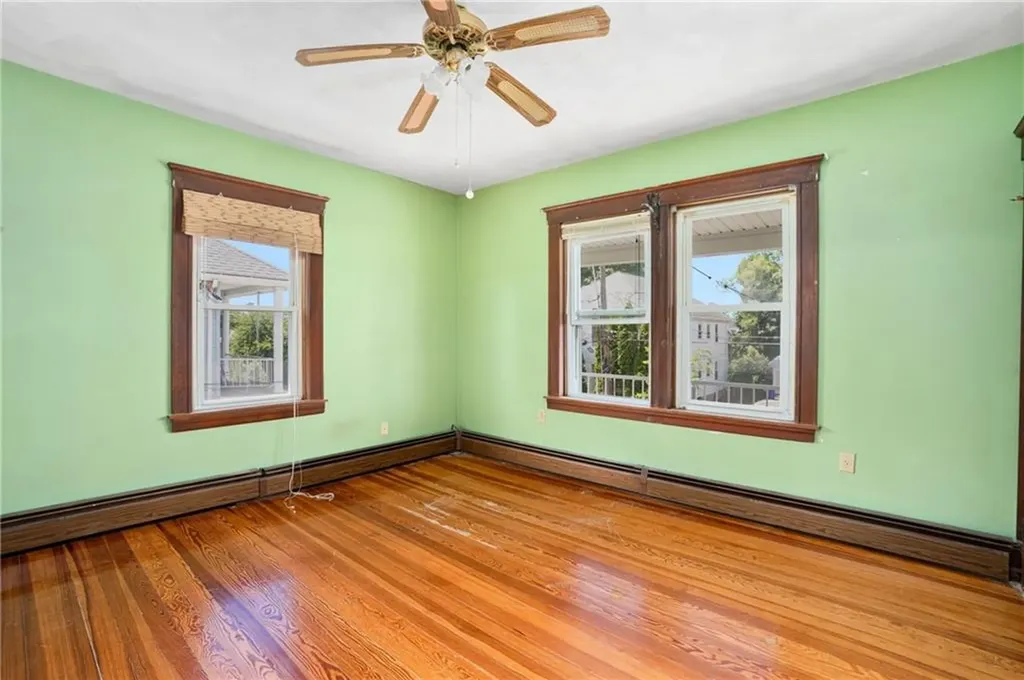147 Tweed Street Pawtucket RI 02861