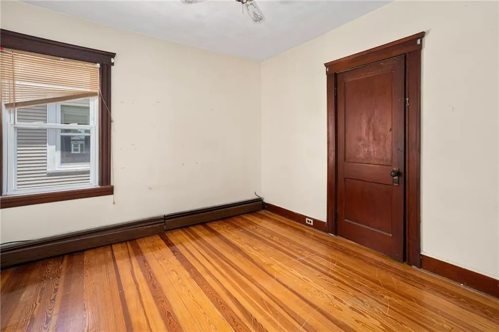 147 Tweed Street Pawtucket RI 02861