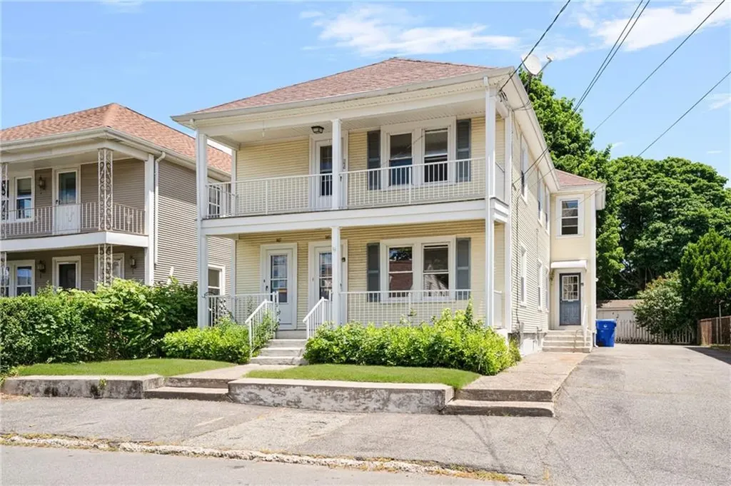 147 Tweed Street Pawtucket RI 02861