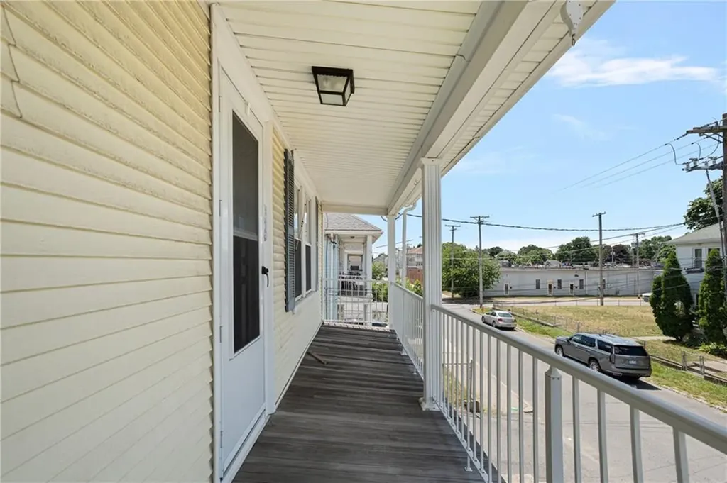 147 Tweed Street Pawtucket RI 02861