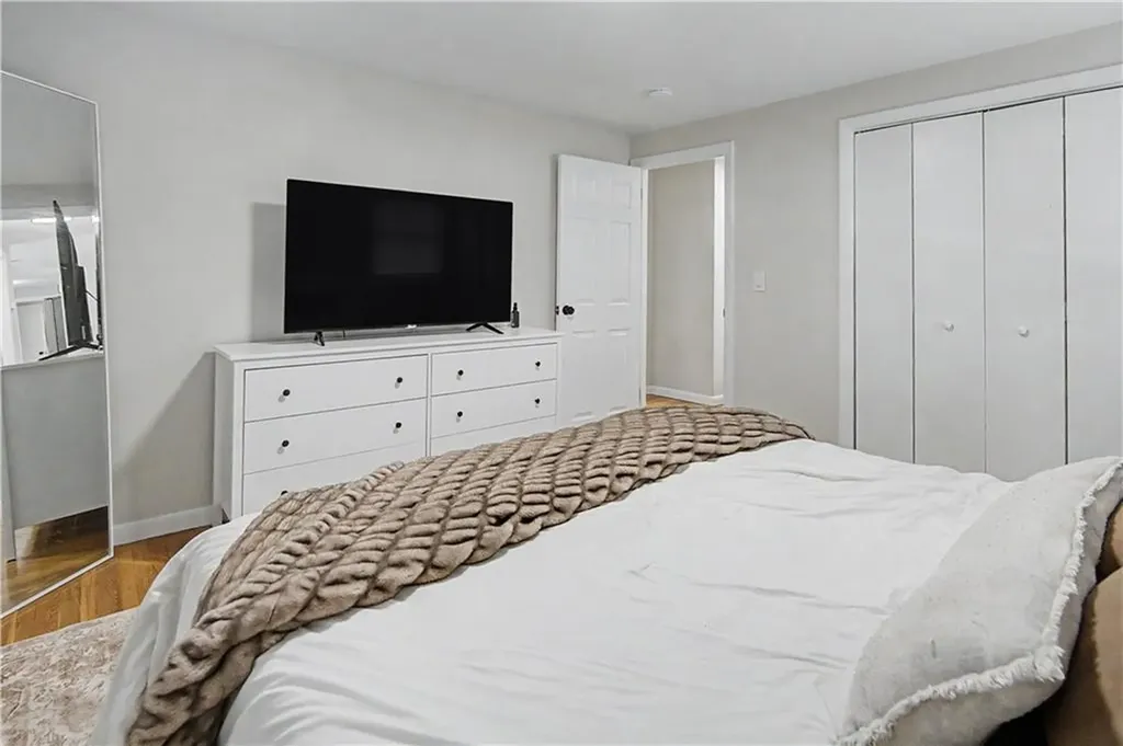 162 Larchmont Road Warwick RI 02886
