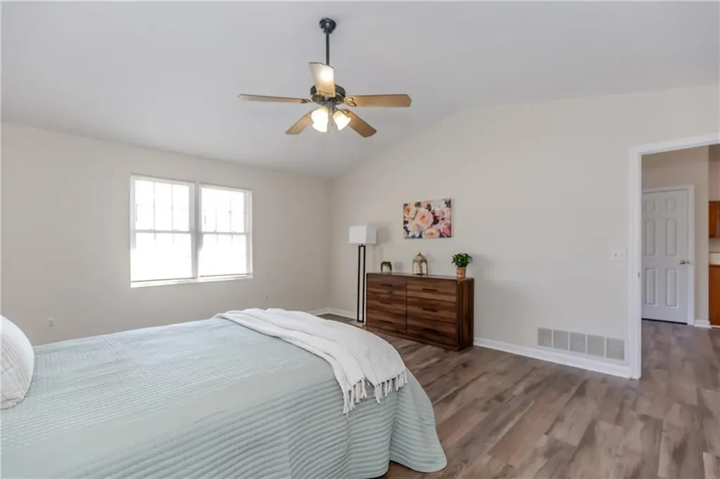 136 Hope Hill Terrace Cranston RI 02921