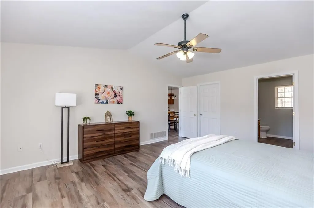 136 Hope Hill Terrace Cranston RI 02921