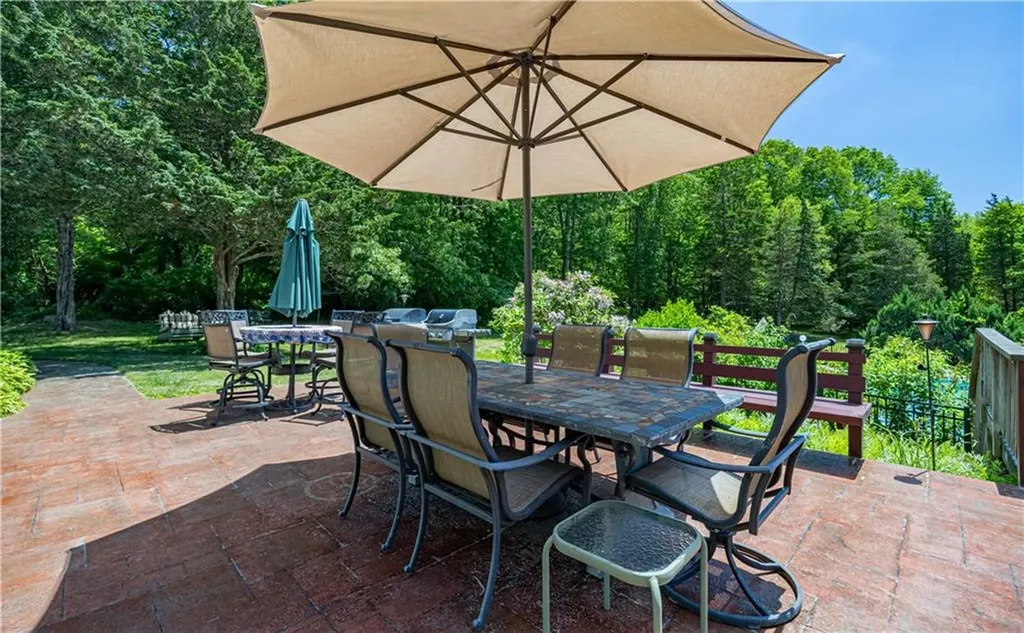 117 South Killingly Road Foster RI 02825