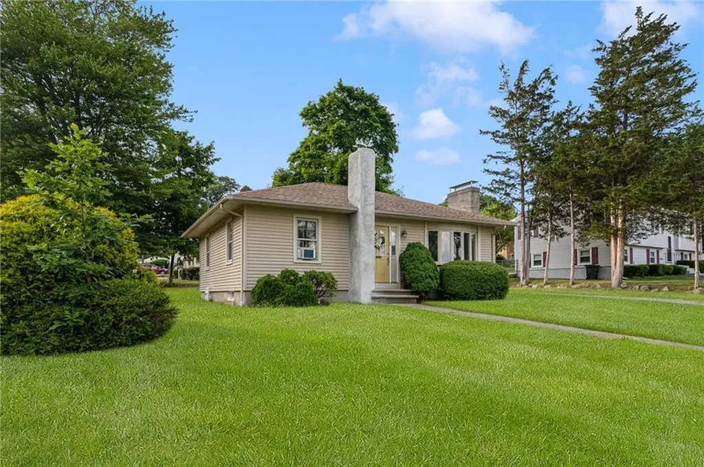 50 Memorial Avenue Johnston RI 02919