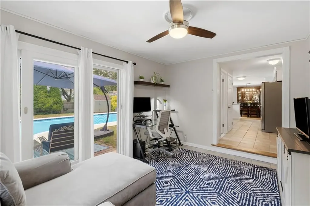 187 Love Lane Warwick RI 02886