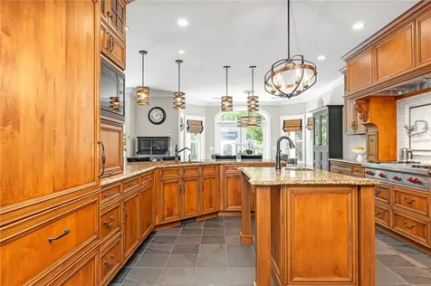 45 Briarbrooke Lane Cranston RI 02921