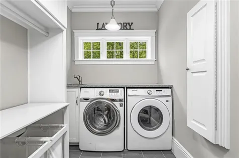 45 Briarbrooke Lane Cranston RI 02921