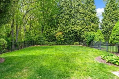 45 Briarbrooke Lane Cranston RI 02921