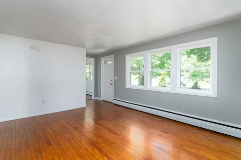 19 Waldron Avenue North Kingstown RI 02852