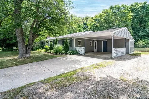 19 Waldron Avenue North Kingstown RI 02852