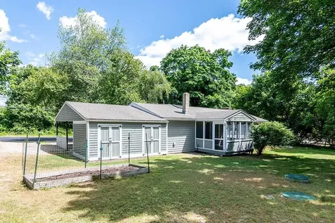 19 Waldron Avenue North Kingstown RI 02852