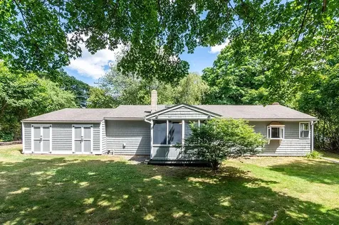 19 Waldron Avenue North Kingstown RI 02852