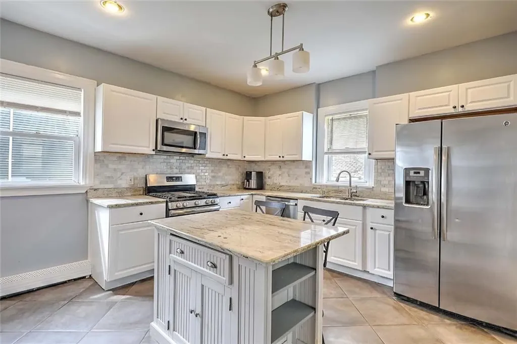16 Duncan Avenue Providence RI 02906