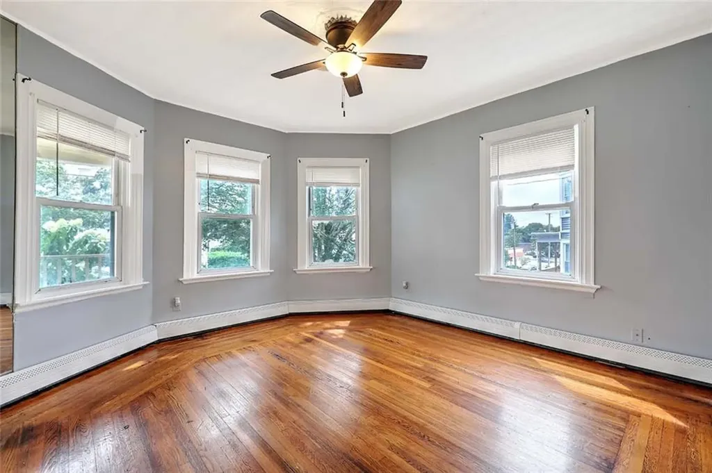 16 Duncan Avenue Providence RI 02906