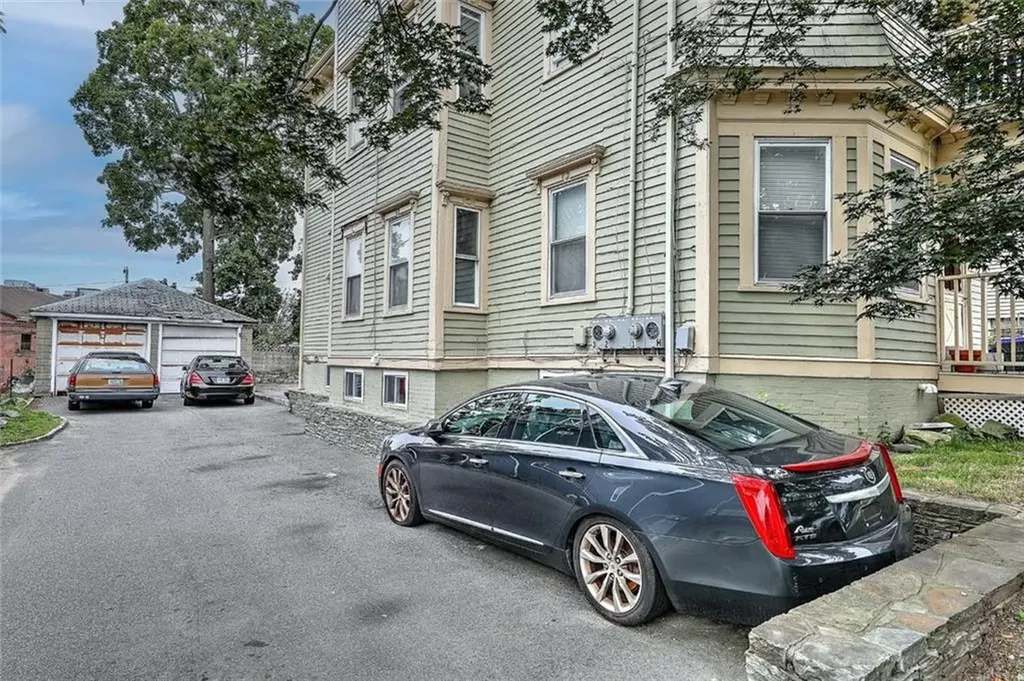 16 Duncan Avenue Providence RI 02906