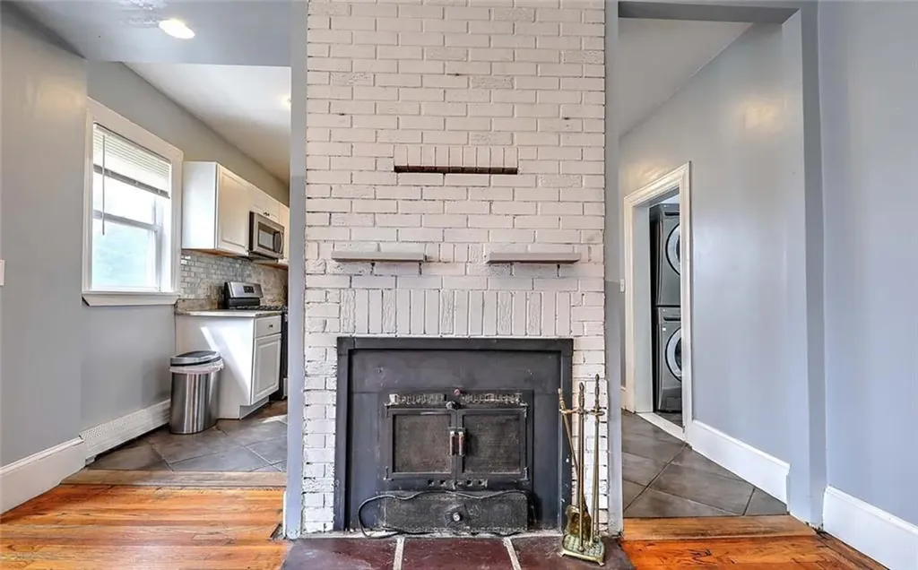 16 Duncan Avenue Providence RI 02906