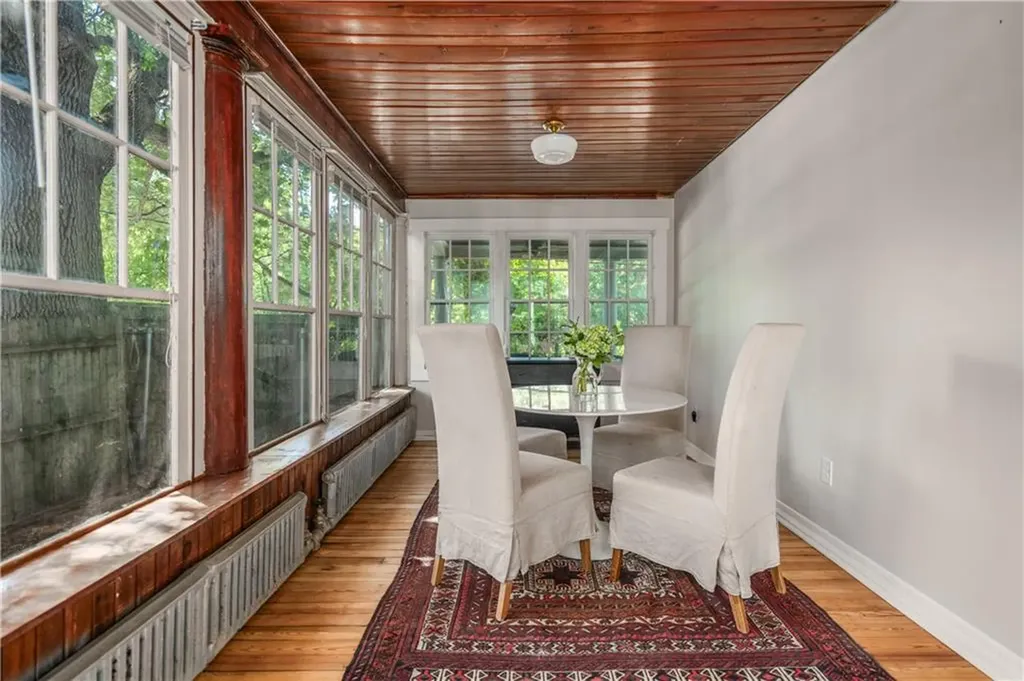 173 Lexington Avenue Providence RI 02907