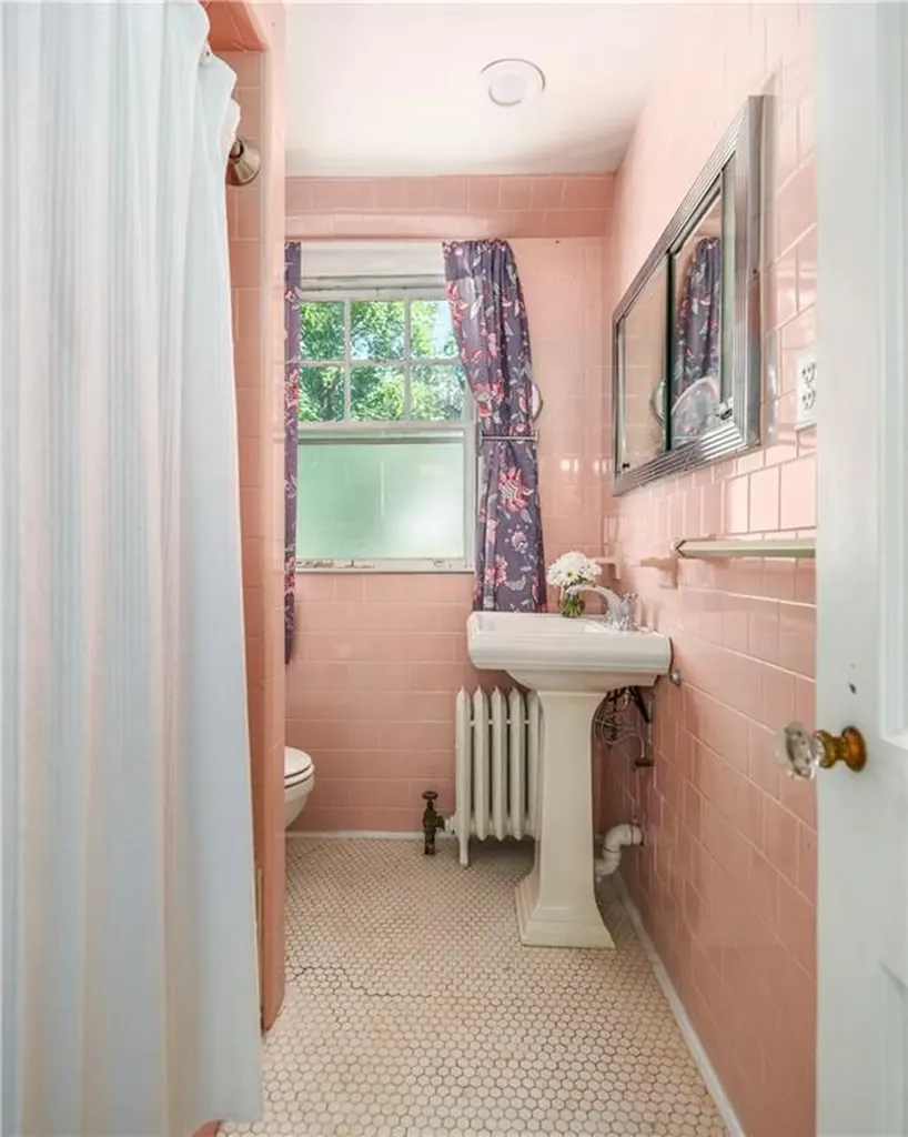 173 Lexington Avenue Providence RI 02907