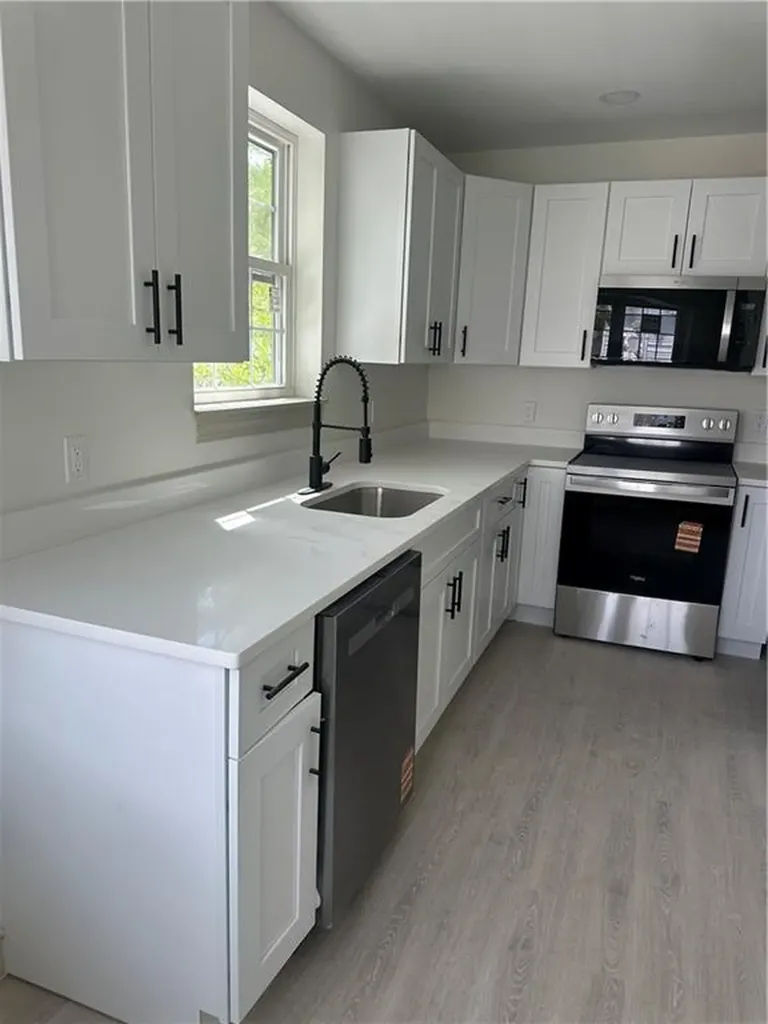 531 Smith Street Providence RI 02908