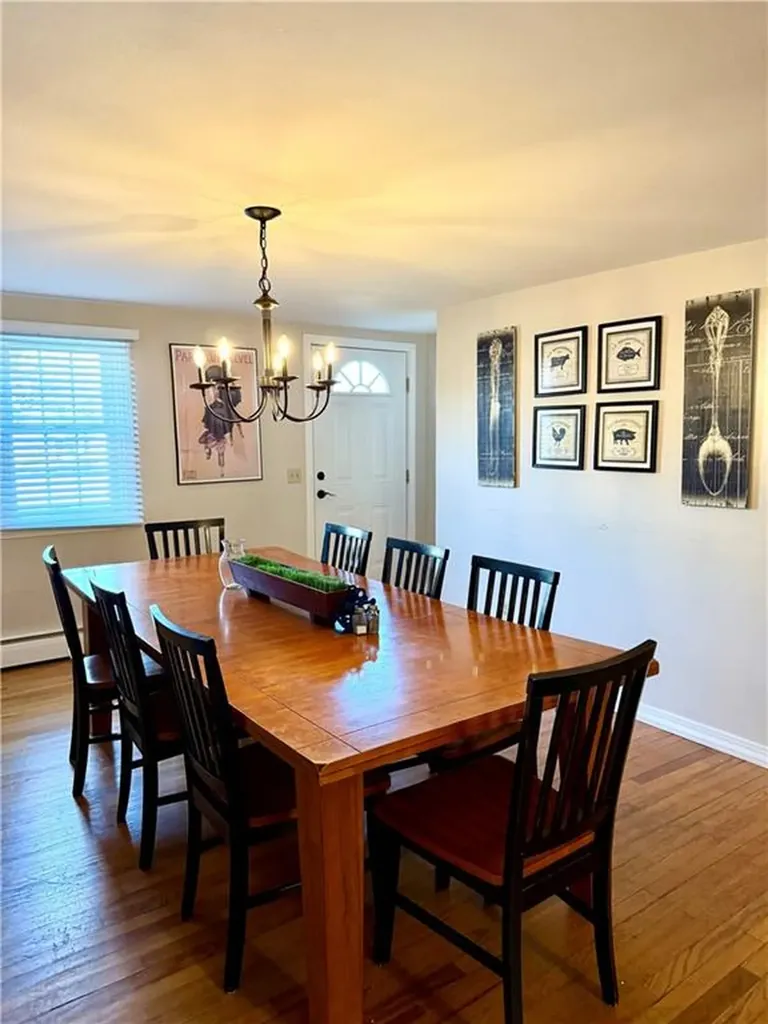 17 Melbourne Drive Narragansett RI 02882