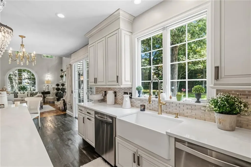 470 Sylvan Court North Kingstown RI 02874