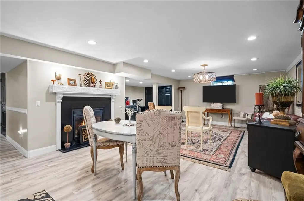 470 Sylvan Court North Kingstown RI 02874