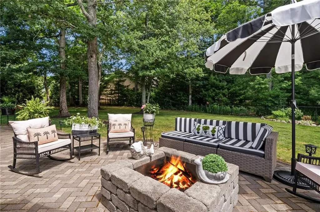 470 Sylvan Court North Kingstown RI 02874