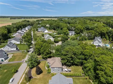 470 Sylvan Court North Kingstown RI 02874
