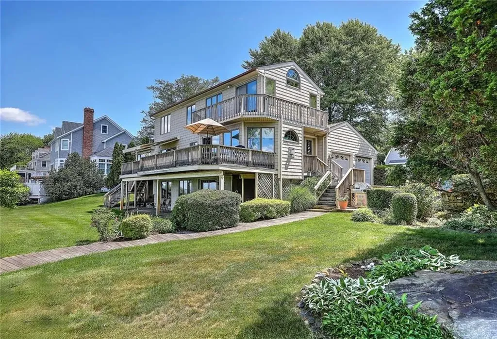 129 Seaside Drive Jamestown RI 02835
