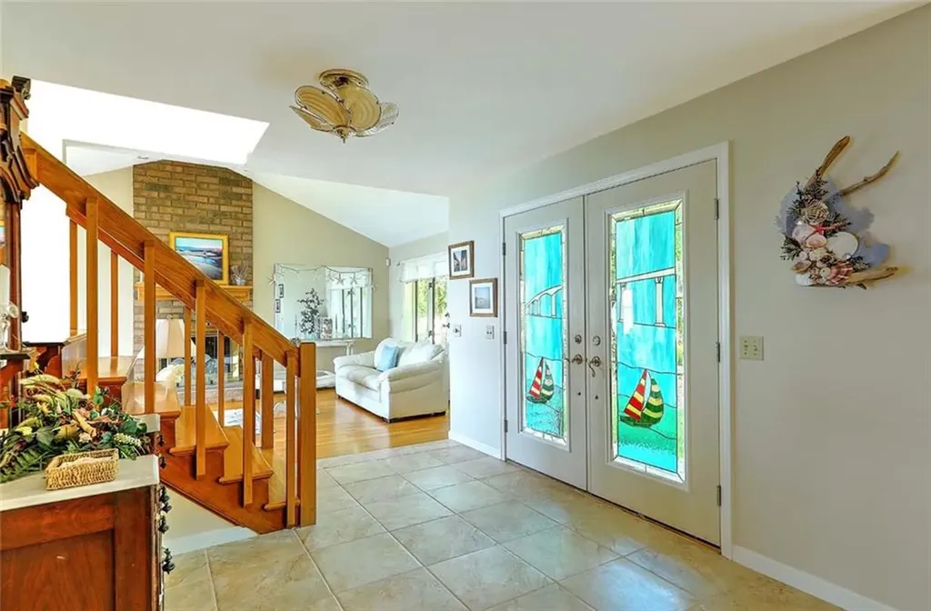 129 Seaside Drive Jamestown RI 02835