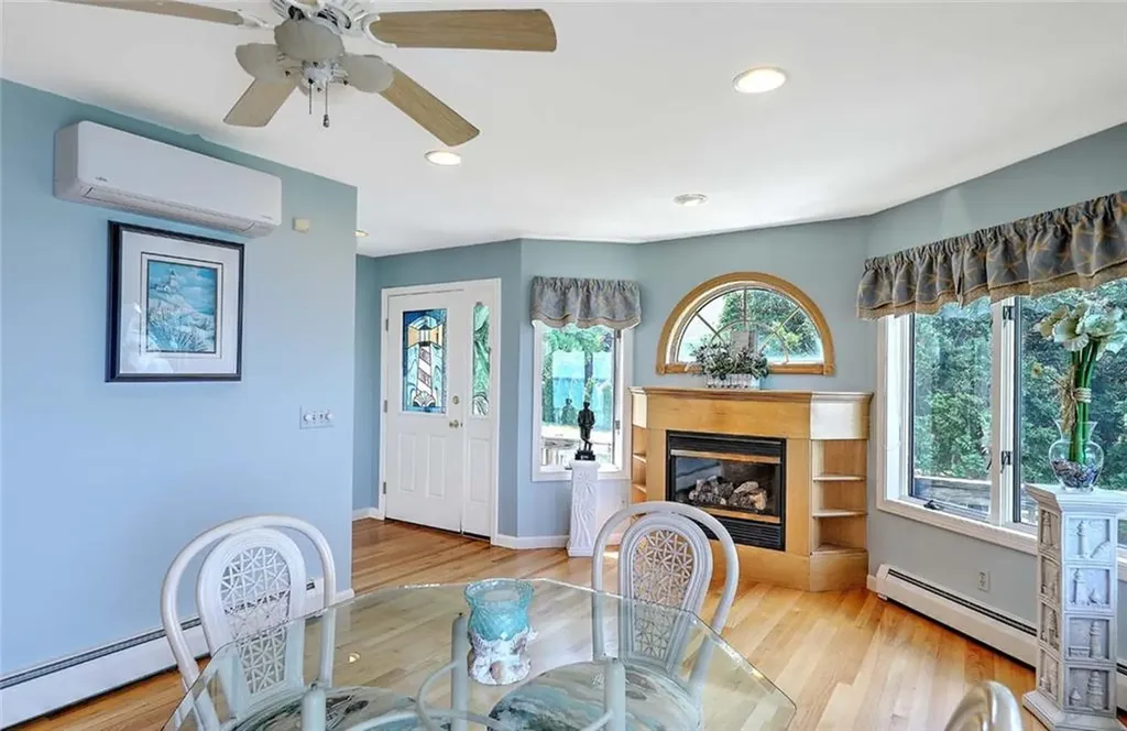129 Seaside Drive Jamestown RI 02835