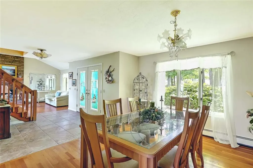 129 Seaside Drive Jamestown RI 02835
