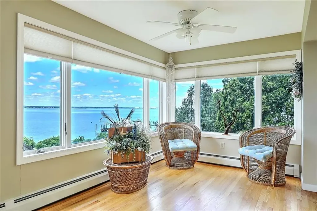 129 Seaside Drive Jamestown RI 02835