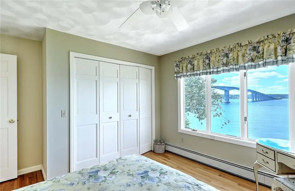 129 Seaside Drive Jamestown RI 02835