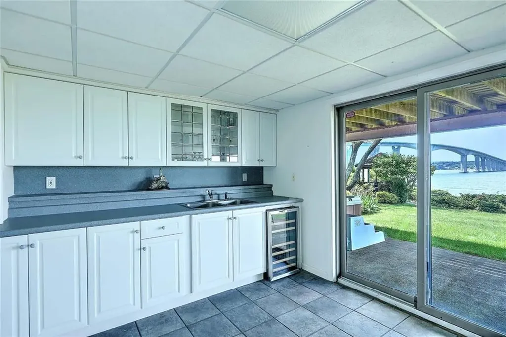 129 Seaside Drive Jamestown RI 02835