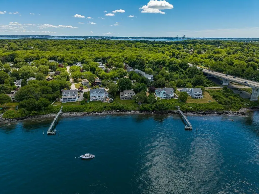 129 Seaside Drive Jamestown RI 02835