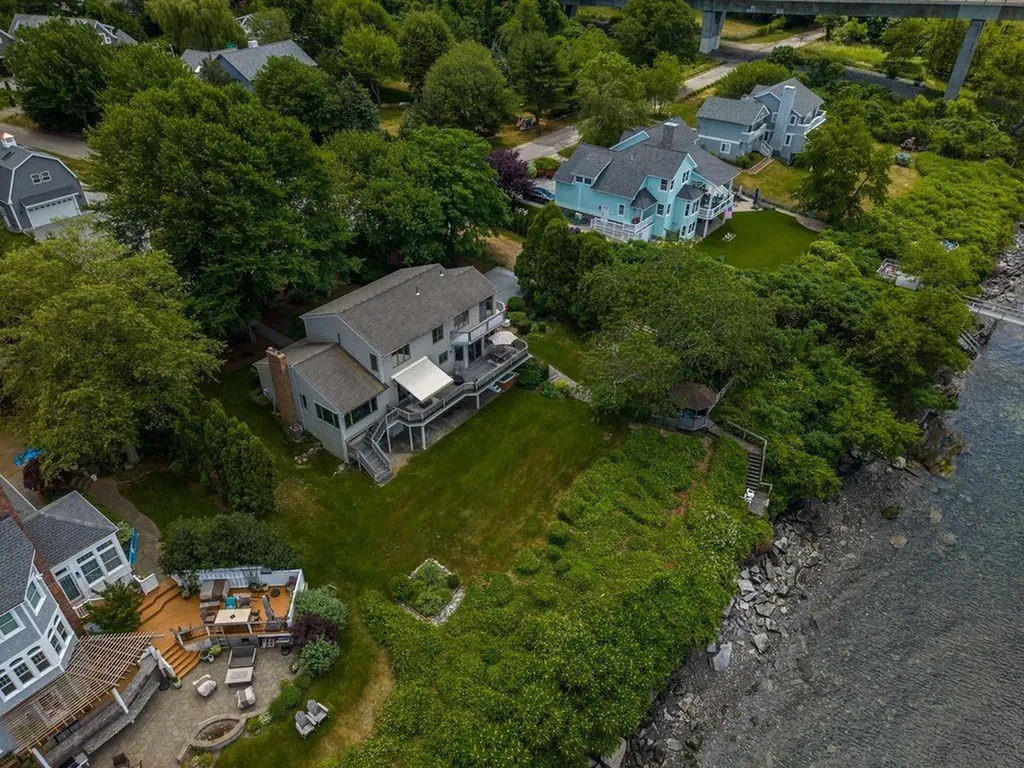 129 Seaside Drive Jamestown RI 02835
