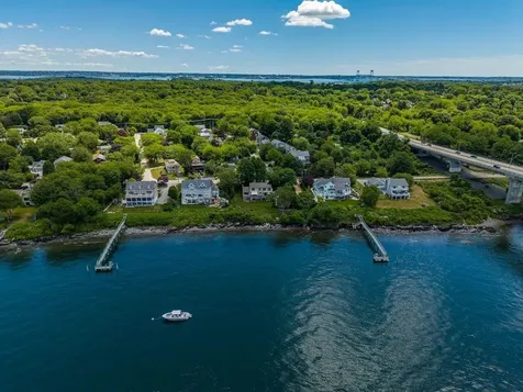 129 Seaside Drive Jamestown RI 02835