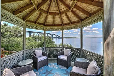 129 Seaside Drive Jamestown RI 02835