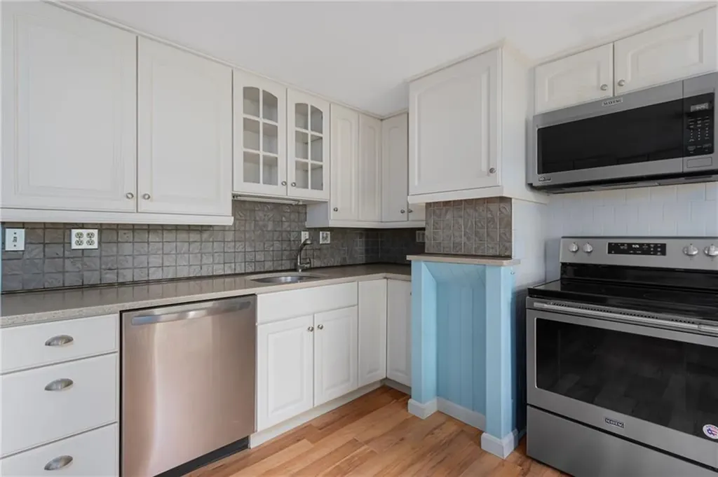 37 Reservoir Road Middletown RI 02842