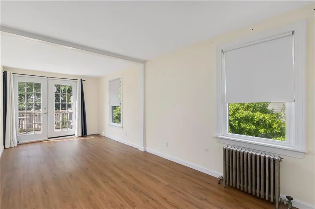 37 Reservoir Road Middletown RI 02842