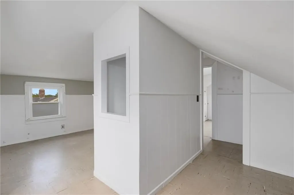 37 Reservoir Road Middletown RI 02842