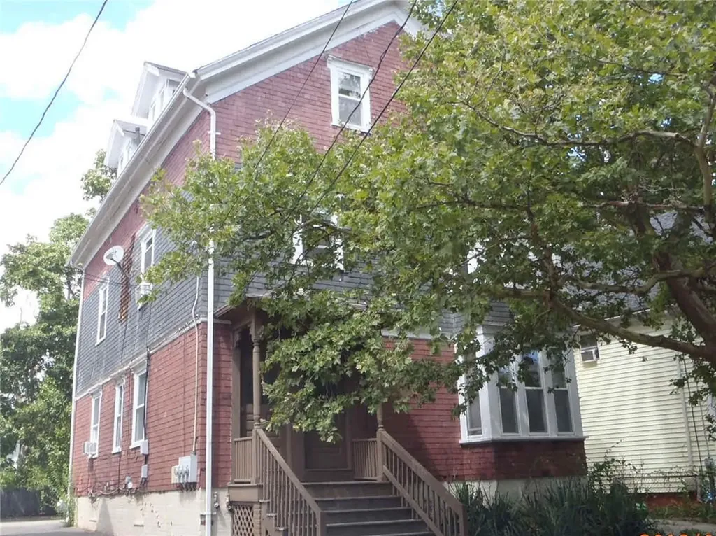 171 Montgomery Avenue Providence RI 02905