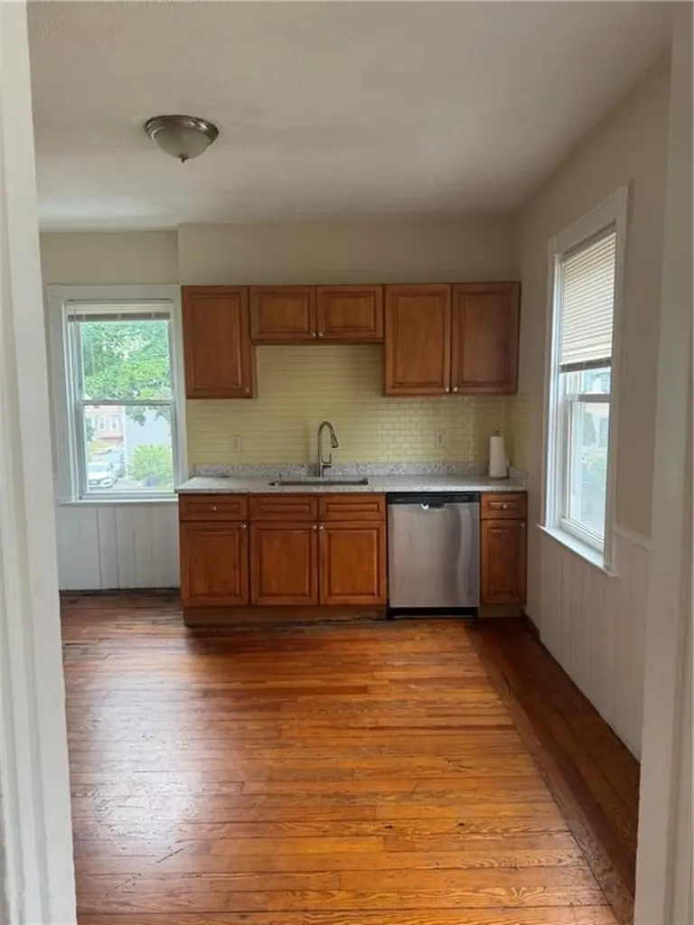 171 Montgomery Avenue Providence RI 02905