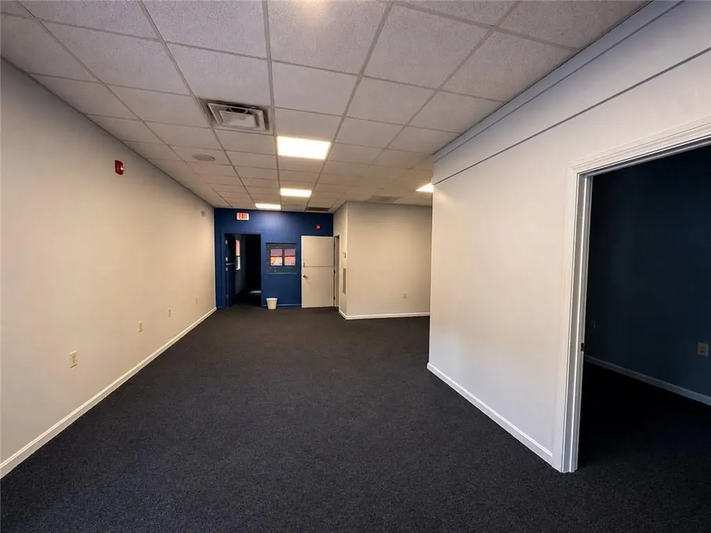 2405 Nooseneck Hill Road Coventry RI 02816