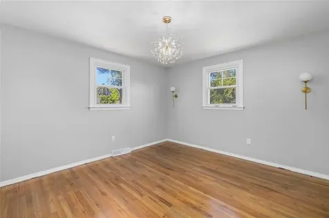 37 Ridgeway Drive Warren RI 02885