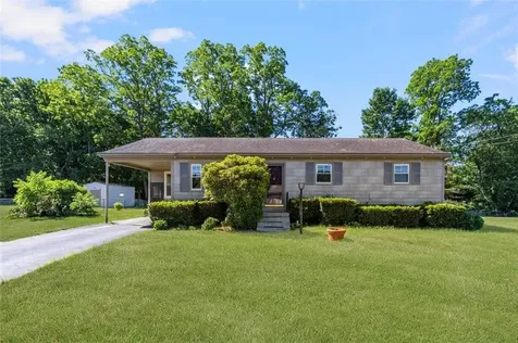 37 Ridgeway Drive Warren RI 02885