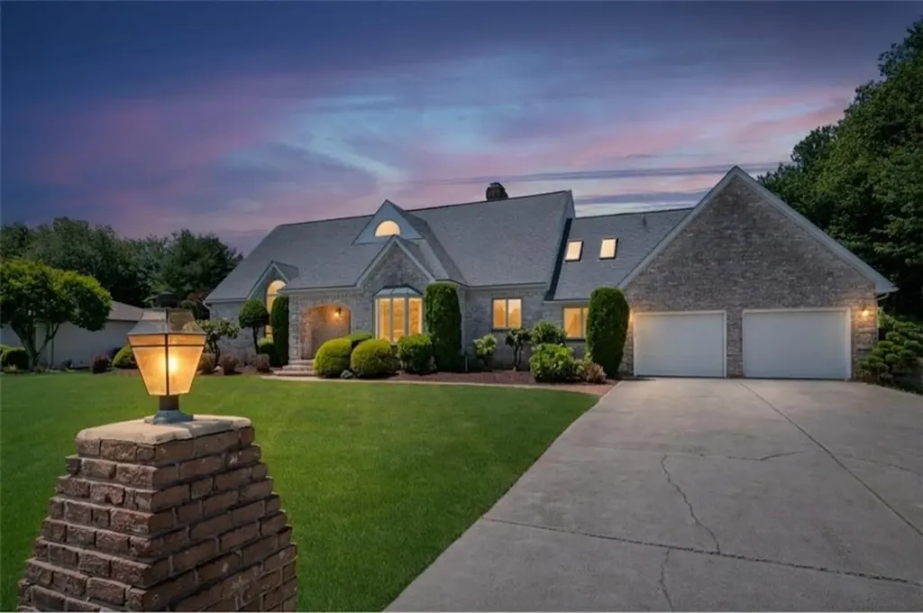 40 Alpine Estates Drive Cranston RI 02921